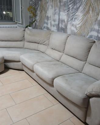 Divano angolare 310 cm con penisola e pouf