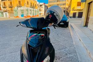 aprilia sr 50