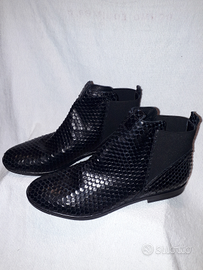 Stivaletti neri da donna in pelle lavorata n°39