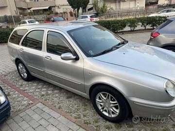 Lancia lybra sw