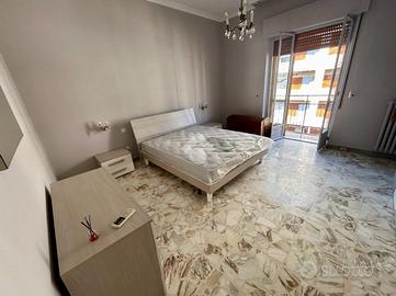 4 LOCALI A LAMEZIA TERME