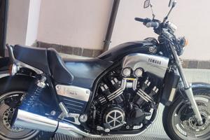 Yamaha Vmax 1200
