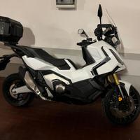 Honda X-ADV 750 - 2025