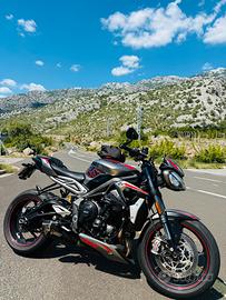 Triumph street traipel 765 RS