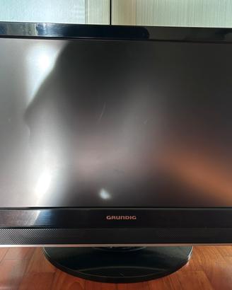 TV GRUNDIG 22 “
