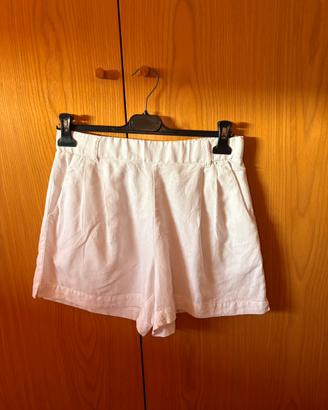 Pantaloni corti bianchi