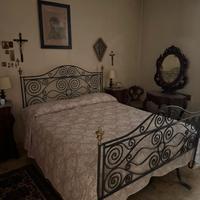 Letto ferro battuto antico