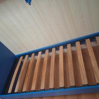 Lettino  con rete in doghe 