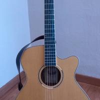 CHITARRA ACUSTICA ELETTRIFICATA SPALLA MANCANTE