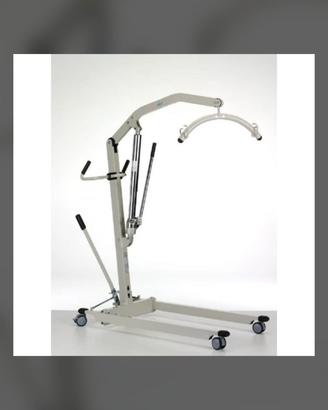 Sollevatore idraulico per disabili