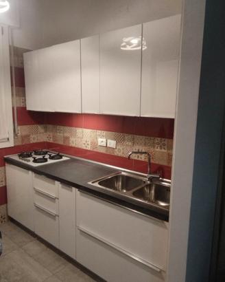 Cucina Candy lineare bianca