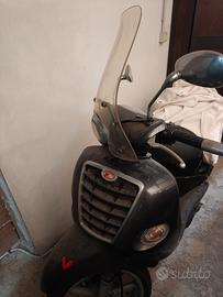 Kymco People 250