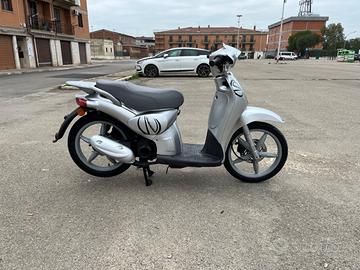 Scarabeo 50