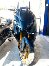 Yamaha T Max 560 Tech Max Dark Petrol