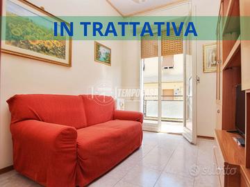 TRILOCALE CON BOX AUTO