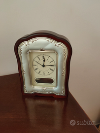 Orologio in legno e argento