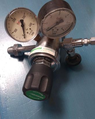 Regolatore di pressione gas Rivoira