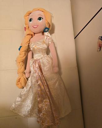 bambola morbida Rapunzel sposa