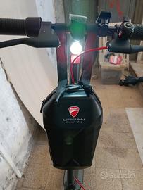 motore brushless da 350 W (peak power: 500 W)