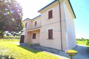 Casa Indipendente con Ampio Giardino