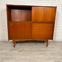 Highboard in stile scandinavo anni ’60 in Teak