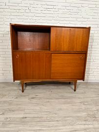 Highboard in stile scandinavo anni ’60 in Teak