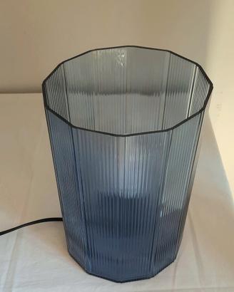Lampada Ikea da tavolo, modello Mikroklin
