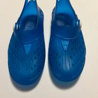 Scarpe, ciabatte mare