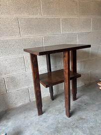 Mobiletto in legno