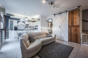 Villetta a schiera, giardino su due lati e Garage