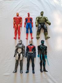 Lotto 6 Action Figure 30 cm • Marvel Titan Hero