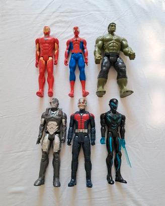 Lotto 6 Action Figure 30 cm • Marvel Titan Hero