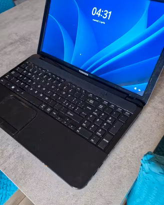 toshiba i7 8core 