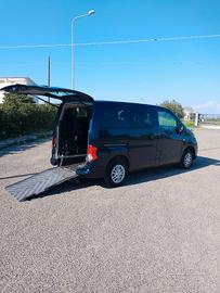 nissan trasporto disabili 