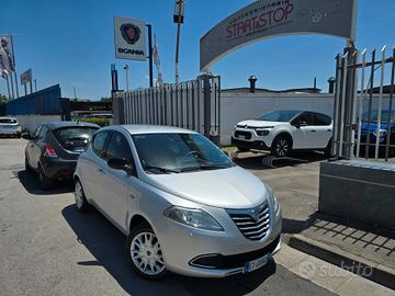 Lancia Ypsilon 1.2 69 CV 5 porte Gold