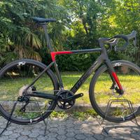 BICI DA CORSA WHISTLE VAERO 105 Di2 12V