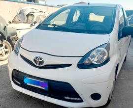 Toyota Aygo 1.0 12V VVT-i 5 porte Active Connect 6