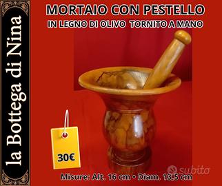 MORTAIO CON PESTELLO IN LEGNO DI OLIVO