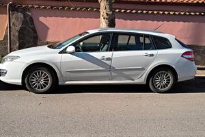 Renault laguna 3 serie 