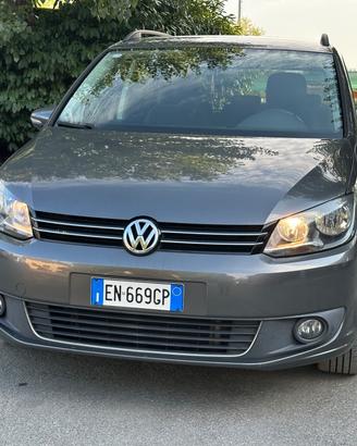 Volkswagen Touran Business 1.4 Highline EcoFuel