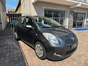 toyota-yaris-1-3-5-porte-navi-neopatentati