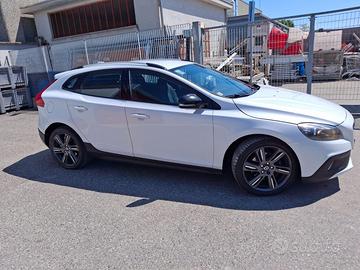 Volvo V40 Crosscountry D2 1,6 diesel