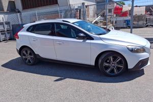 Volvo V40 Crosscountry D2 1,6 diesel