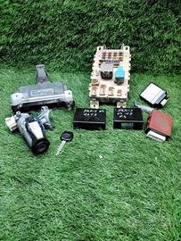 KIT CHIAVI CENTRALINA MOTORE TOYOTA Yaris Serie 02