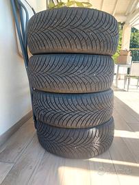 Gomme 4 stagioni 225/50 R17 praticamente nuove
