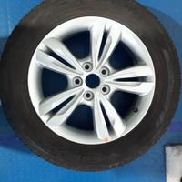 cerchio con ruota modello hyundai ix35