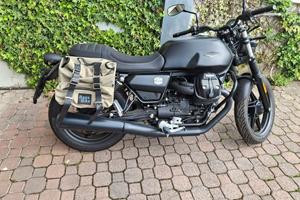 Moto Guzzi V7 Stone