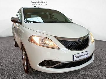 Lancia Ypsilon III 2015 5 Porte 0.9 Twinair E...