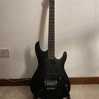 Chitarra ibanez S320 praticamente nuova