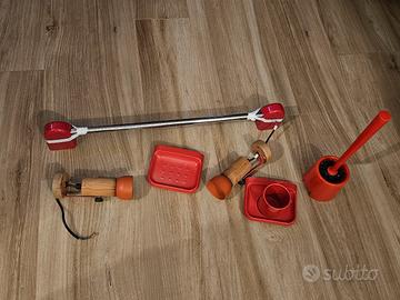 Set accessori bagno colore rosso